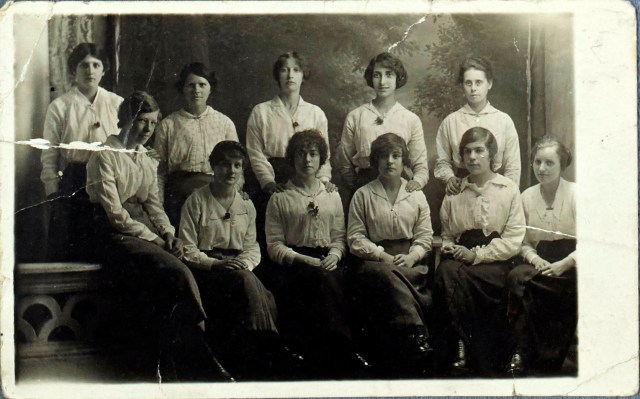 Catalogue reference: BR 266/397