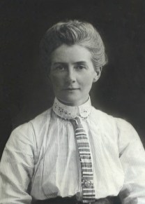 Picture of Edith Cavell as a young woman